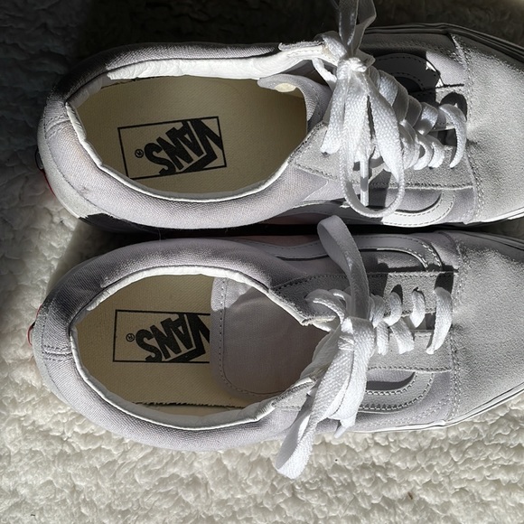 Vans - Picture 6 of 6